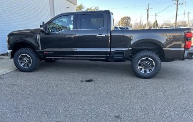 2024 Darkened Bronze (Pic)