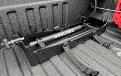 Badland 3-Ton Off-Road Jack Mount and Cover