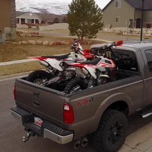 F250 SuperDuty Short Box 2 Motorcycles 00.jpg