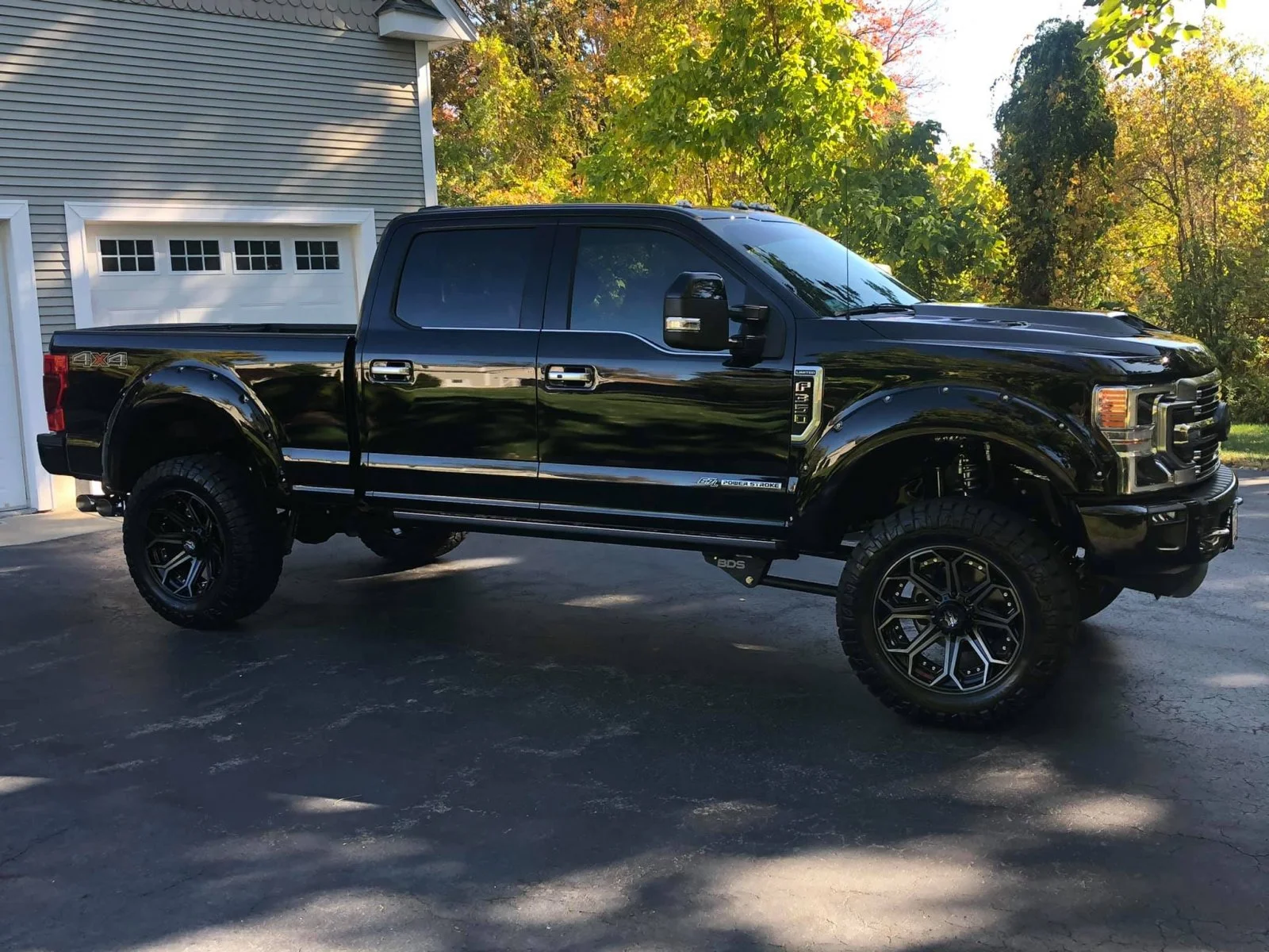 2020-superduty-hood-scoop2.webp