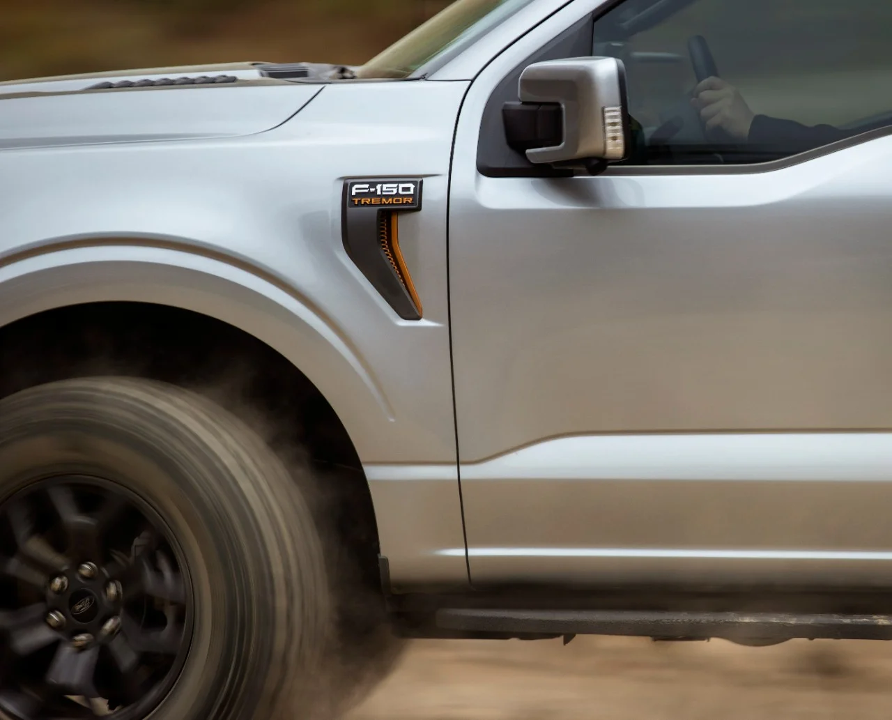 2021-Ford F-150-Tremor_04.jpg