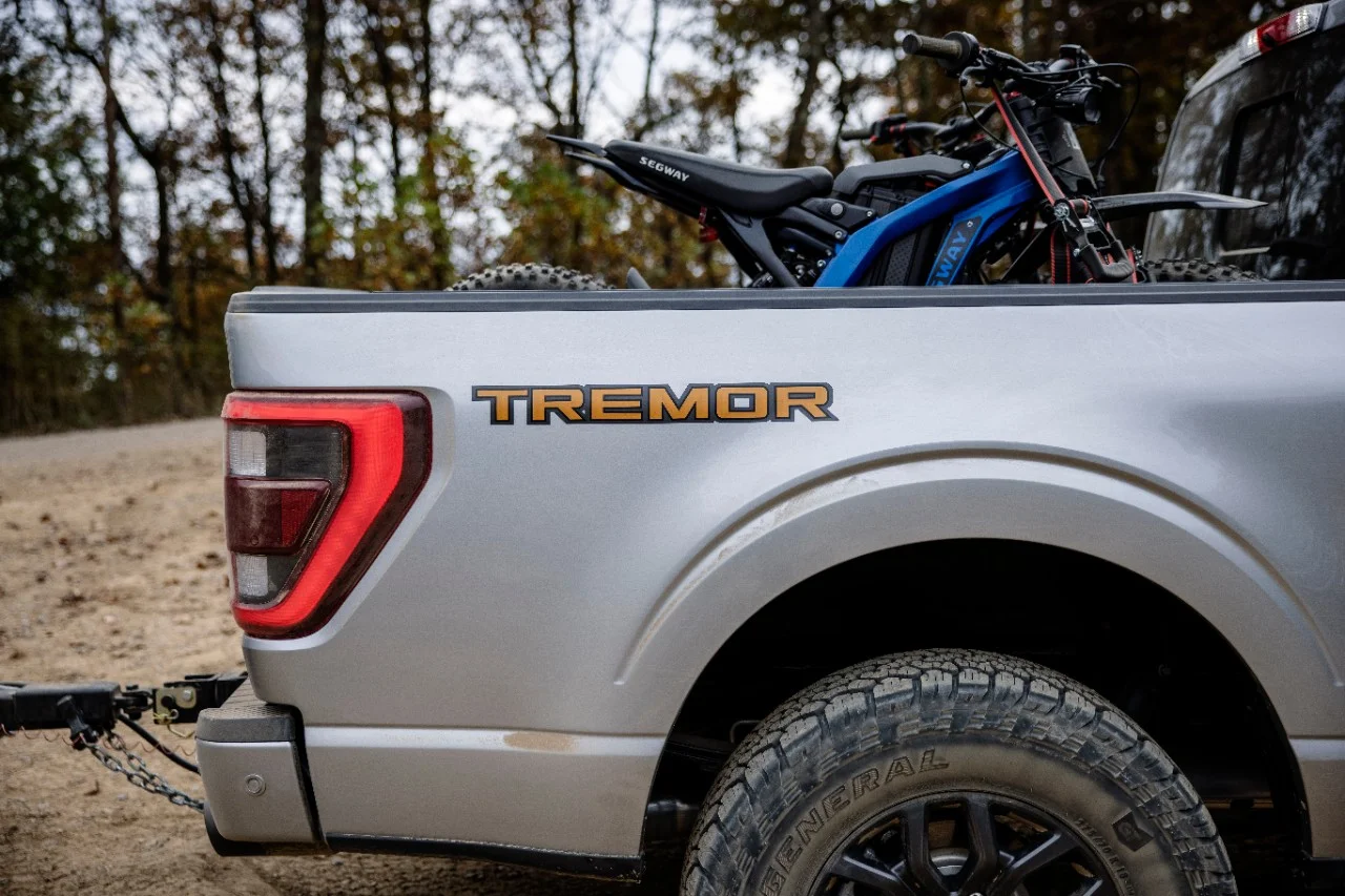 2021-Ford F-150-Tremor_15.jpg
