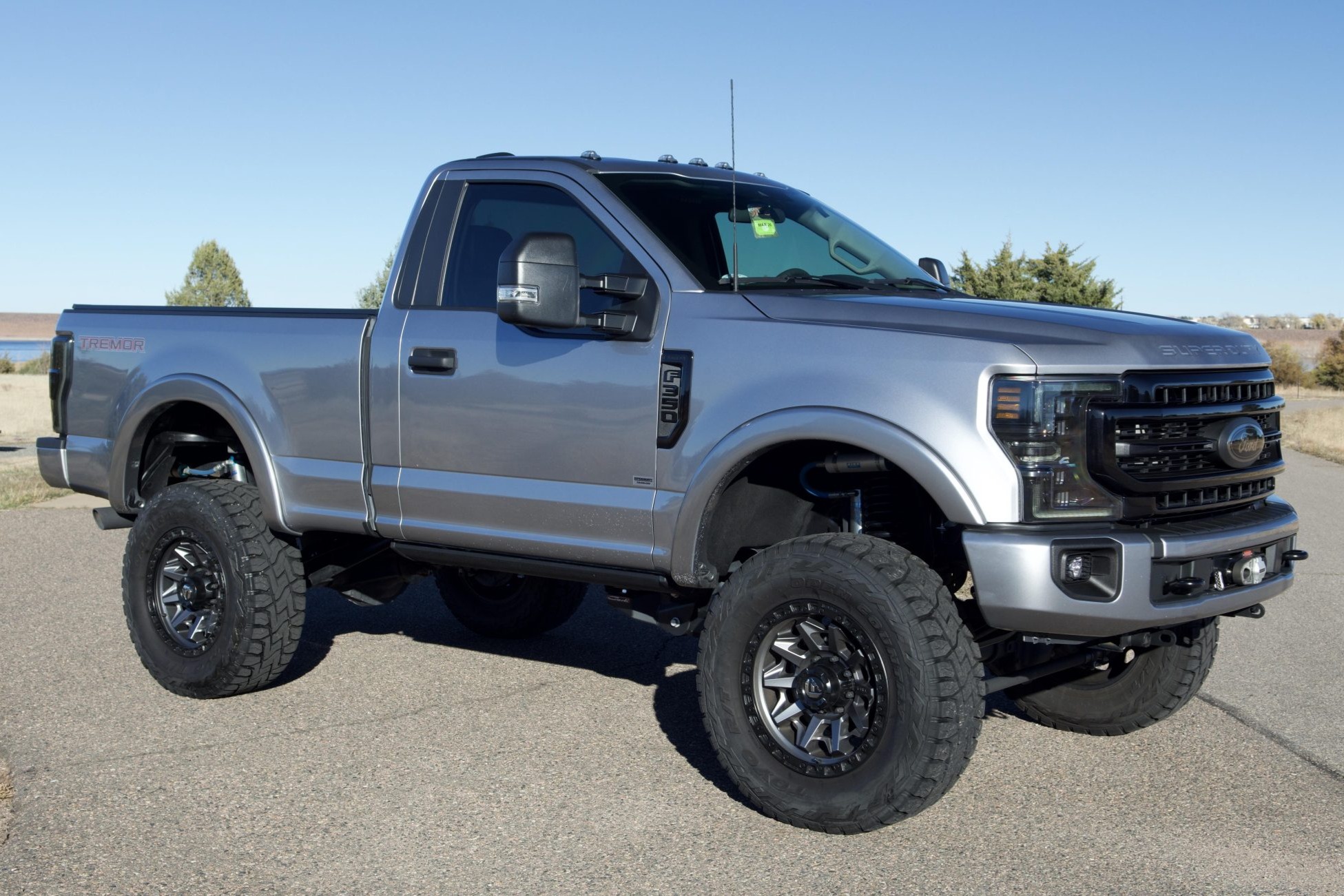 bringatrailer.com